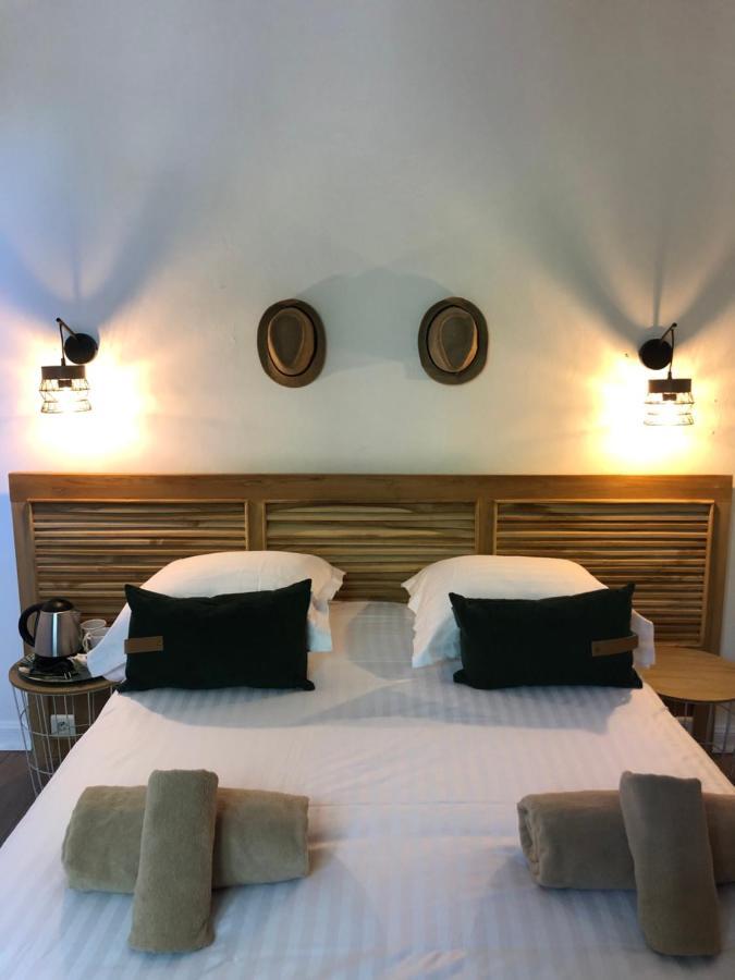 Hotel Alexandra - Boutique Hotel Жуан-ле-Пен Экстерьер фото